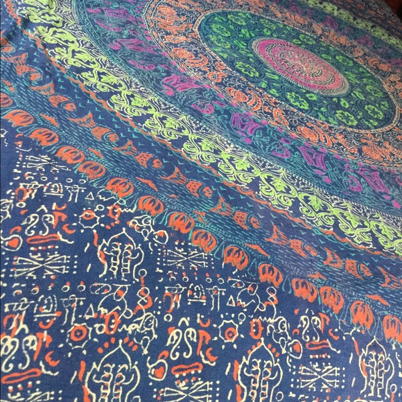 โ๏ธMandala Batik Full Sheet Curtain or Tablecloth COTTON - Picture 5 of 16